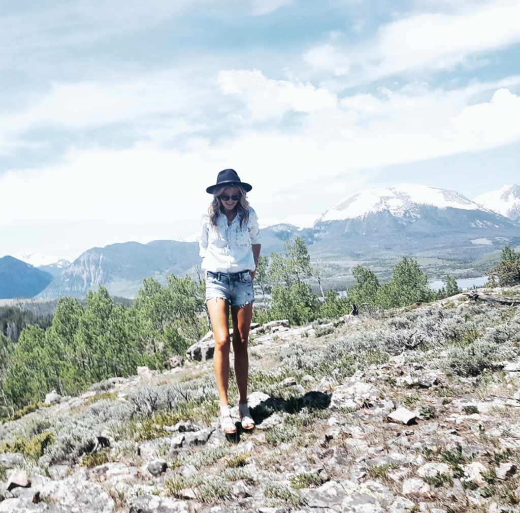 Colorado Travel Diary with Champagne + Macaroons