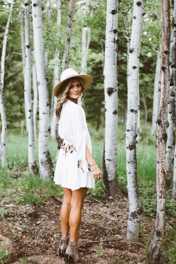 Running with the Aspens in Boulder Co. with Champagne + Macaroons