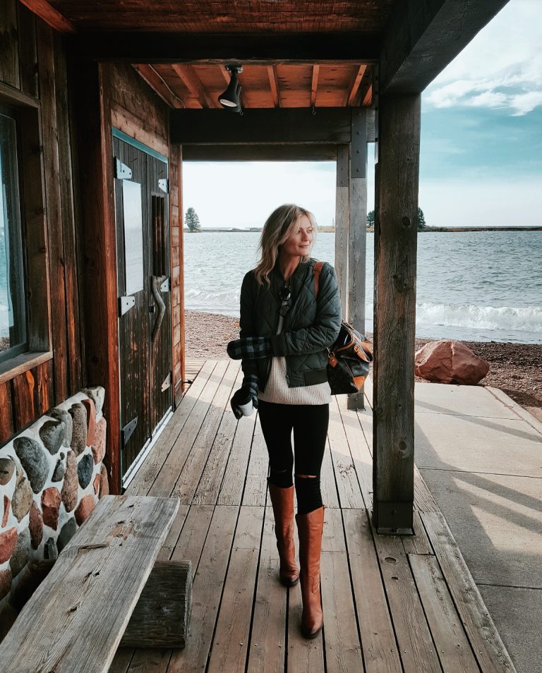 Autumn Weekend Getaway Grand Marais, Minnesota CHAMPAGNE + MACAROONS